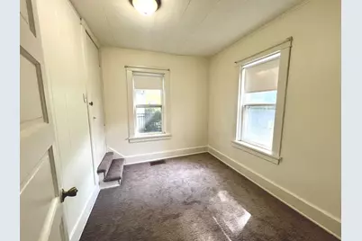 159 S Commonwealth Avenue, Aurora, IL 60506 - Photo 5