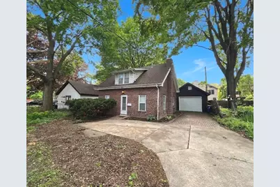 159 S Commonwealth Avenue, Aurora, IL 60506 - Photo 1