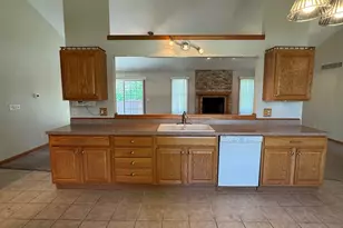 541 Hollyberry Ln, Bourbonnais, IL 60914 - Photo 3
