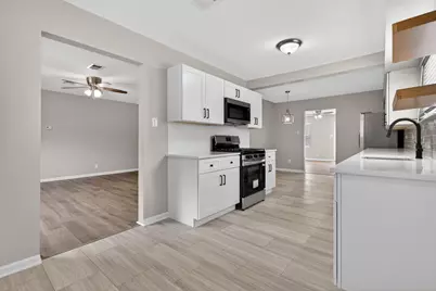 2559 Garden Court, Joliet, IL 60435 - Photo 7