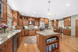 4542 Hatch Ln, Lisle, IL 60532 - Photo 5