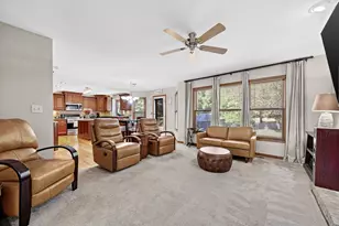 452 Windsor Dr, Oswego, IL 60543 - Photo 17