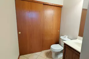 1713 Fieldstone Dr N, Shorewood, IL 60404 - Photo 9