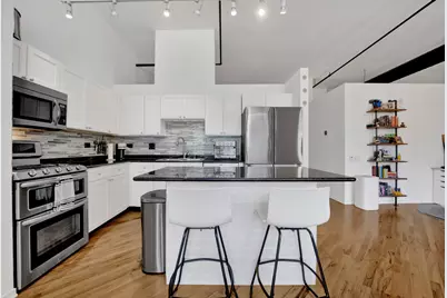 226 N Clinton Street #721, Chicago, IL 60661 - Photo 5