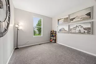 1507 Tail Leaf Ct, Naperville, IL 60563 - Photo 11