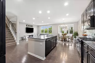 1507 Tail Leaf Ct, Naperville, IL 60563 - Photo 5