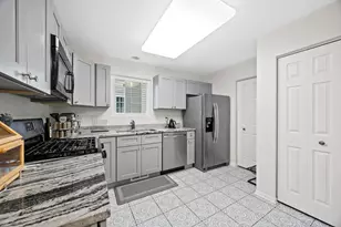 316 Ogden Falls Blvd, Oswego, IL 60543 - Photo 13