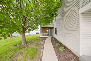 316 Ogden Falls Blvd, Oswego, IL 60543 - Photo 3