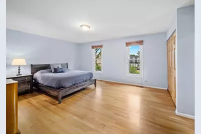 661 Thompson Boulevard, Buffalo Grove, IL 60089 - Photo 19