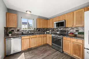503 May St, Plano, IL 60545 - Photo 7