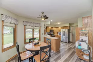 104 N Cedar St, Gardner, IL 60424 - Photo 9
