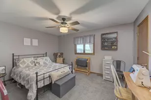 104 N Cedar St, Gardner, IL 60424 - Photo 25