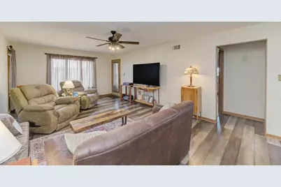 104 N Cedar Street, Gardner, IL 60424 - Photo 17