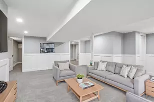 9023 S Oglesby Ave, Chicago, IL 60617 - Photo 9