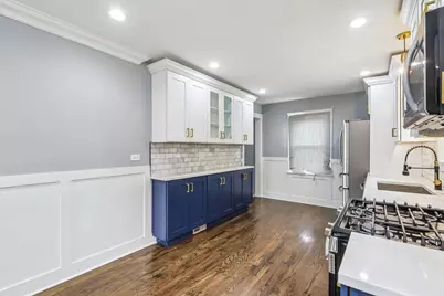 9023 S Oglesby Avenue, Chicago, IL 60617 - Photo 7
