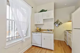 1954 N Cleveland Ave, Chicago, IL 60614 - Photo 7