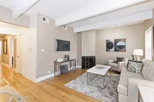 1954 N Cleveland Ave, Chicago, IL 60614 - Photo 3