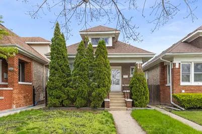 2831 N Kildare Avenue, Chicago, IL 60641 - Photo 1