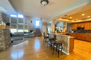 3805 Gladstone Dr, Naperville, IL 60565 - Photo 17