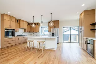 2247 S 6th Ave, North Riverside, IL 60546 - Photo 13