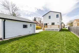 2247 S 6th Ave, North Riverside, IL 60546 - Photo 57