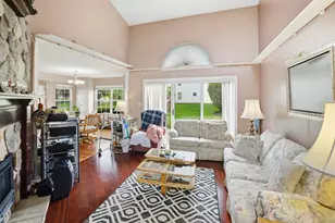 1411 Club Dr, Glendale Heights, IL 60139 - Photo 3