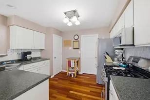 1411 Club Dr, Glendale Heights, IL 60139 - Photo 9