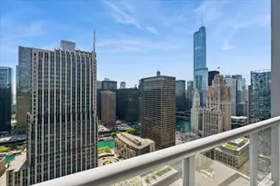 240 E Illinois St, Chicago, IL 60611 - Photo 21