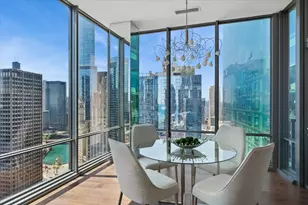 240 E Illinois St, Chicago, IL 60611 - Photo 3