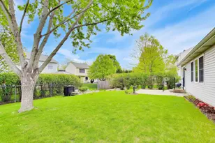 1378 Belle Haven Dr, Grayslake, IL 60030 - Photo 25