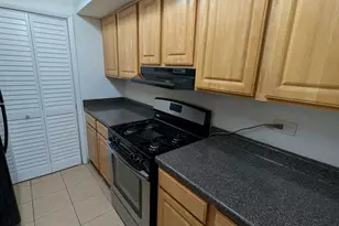 1756 Fayette, Hoffman Estates, IL 60169 - Photo 5