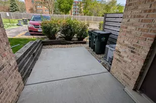 1756 Fayette, Hoffman Estates, IL 60169 - Photo 17