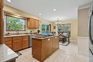 17364 W Westwind Dr, Gurnee, IL 60031 - Photo 5