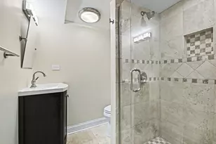 17364 W Westwind Dr, Gurnee, IL 60031 - Photo 15