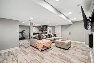 17364 W Westwind Dr, Gurnee, IL 60031 - Photo 13