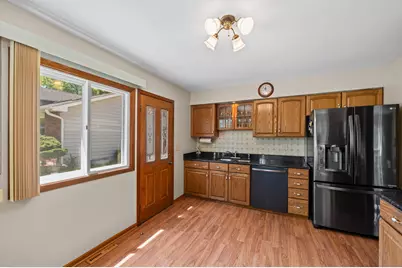 530 N Westwood Avenue, Lombard, IL 60148 - Photo 11