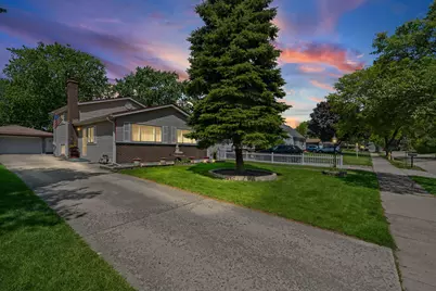530 N Westwood Avenue, Lombard, IL 60148 - Photo 1