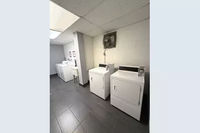 9375 Landings Lane #404, Des Plaines, IL 60016 - Photo 19