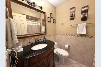 9375 Landings Lane #404, Des Plaines, IL 60016 - Photo 17