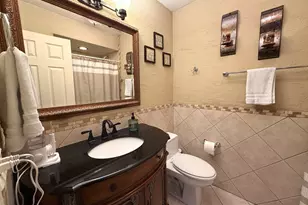 9375 Landings Ln, Des Plaines, IL 60016 - Photo 17
