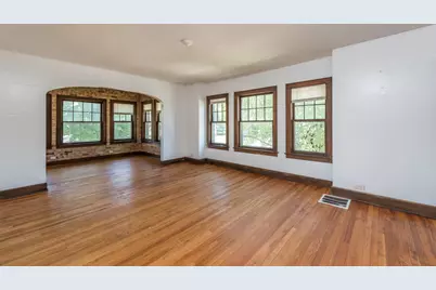 1609 N Sheridan Road, Waukegan, IL 60085 - Photo 19
