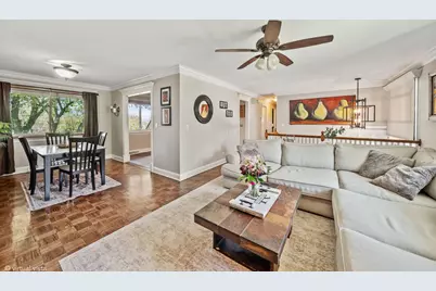 6402 Macarthur Drive, Woodridge, IL 60517 - Photo 3