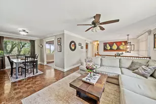 6402 MacArthur Dr, Woodridge, IL 60517 - Photo 3