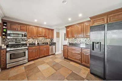 6402 Macarthur Drive, Woodridge, IL 60517 - Photo 5