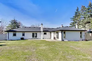 2055 Walnut Cir, Northbrook, IL 60062 - Photo 27