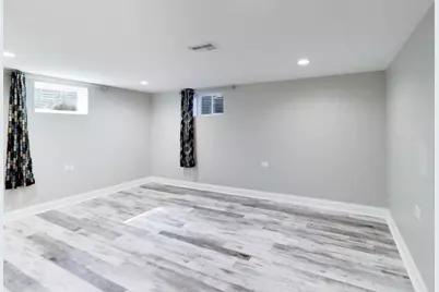 2055 Walnut Circle, Northbrook, IL 60062 - Photo 21