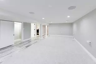 2055 Walnut Cir, Northbrook, IL 60062 - Photo 15