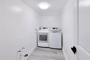 2055 Walnut Cir, Northbrook, IL 60062 - Photo 25