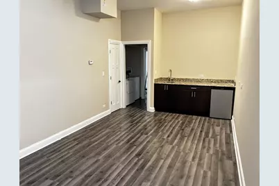3650 W Diversey Avenue #1Rear, Chicago, IL 60647 - Photo 3