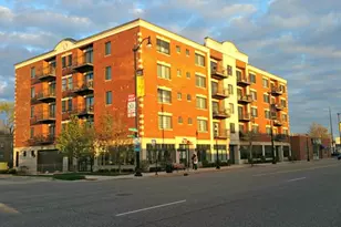 8255 Skokie Blvd, Skokie, IL 60077 - Photo 1